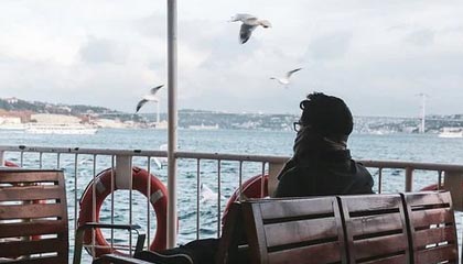 开云体育-GEN血洗JDGaming，Tarzan高光表现引爆全场