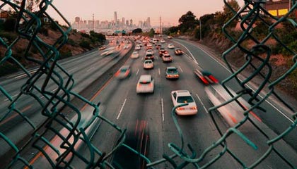 开云平台-西班牙网球队鏖战意大利网球队，费德勒高光表现引爆赛场激情