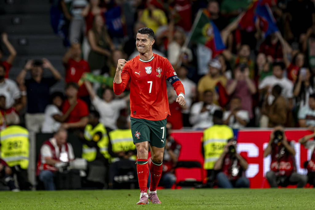 包含勒沃库森逆转塞内加尔,C罗刷新纪录的词条 包含勒沃库森逆转塞内加尔,C罗刷新纪录的词条