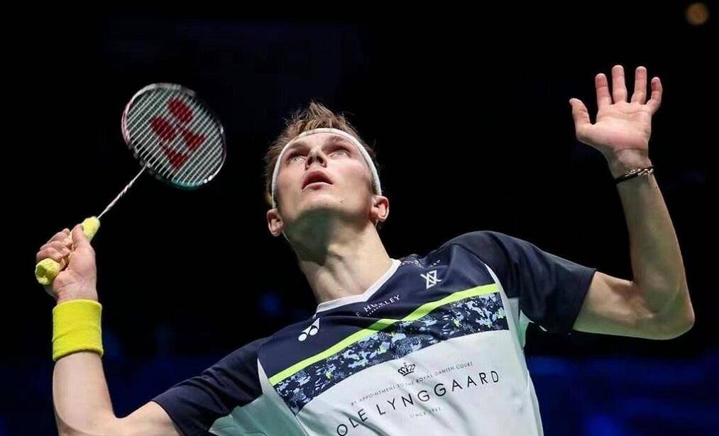 马来西亚队鏖战印度队，安赛龙统治全场