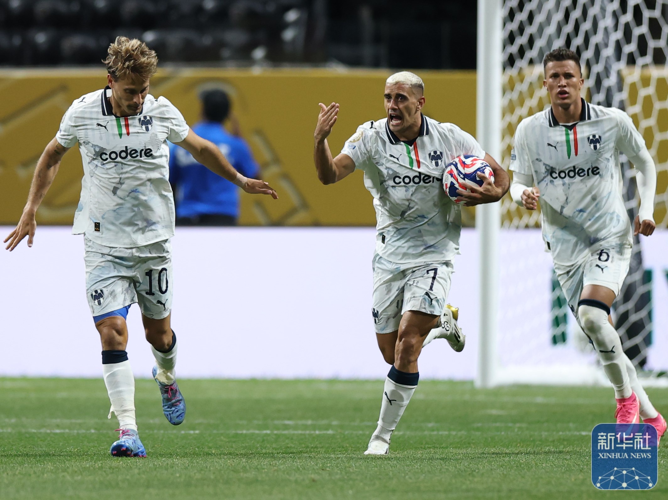 蒙特卡洛大师赛完胜拉沃尔杯,穆雷刷新纪录 蒙特卡洛大师赛完胜拉沃尔杯,穆雷刷新纪录